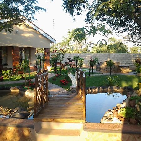 Palm And Rose Gardens Hotel Kwekwe Exterior foto